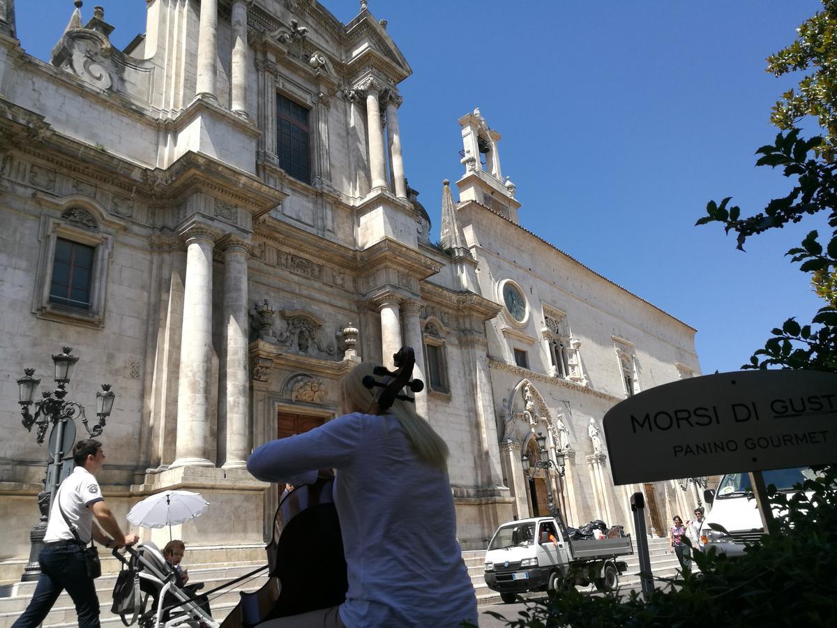 Legacy Bed & Breakfast Sulmona Bagian luar foto
