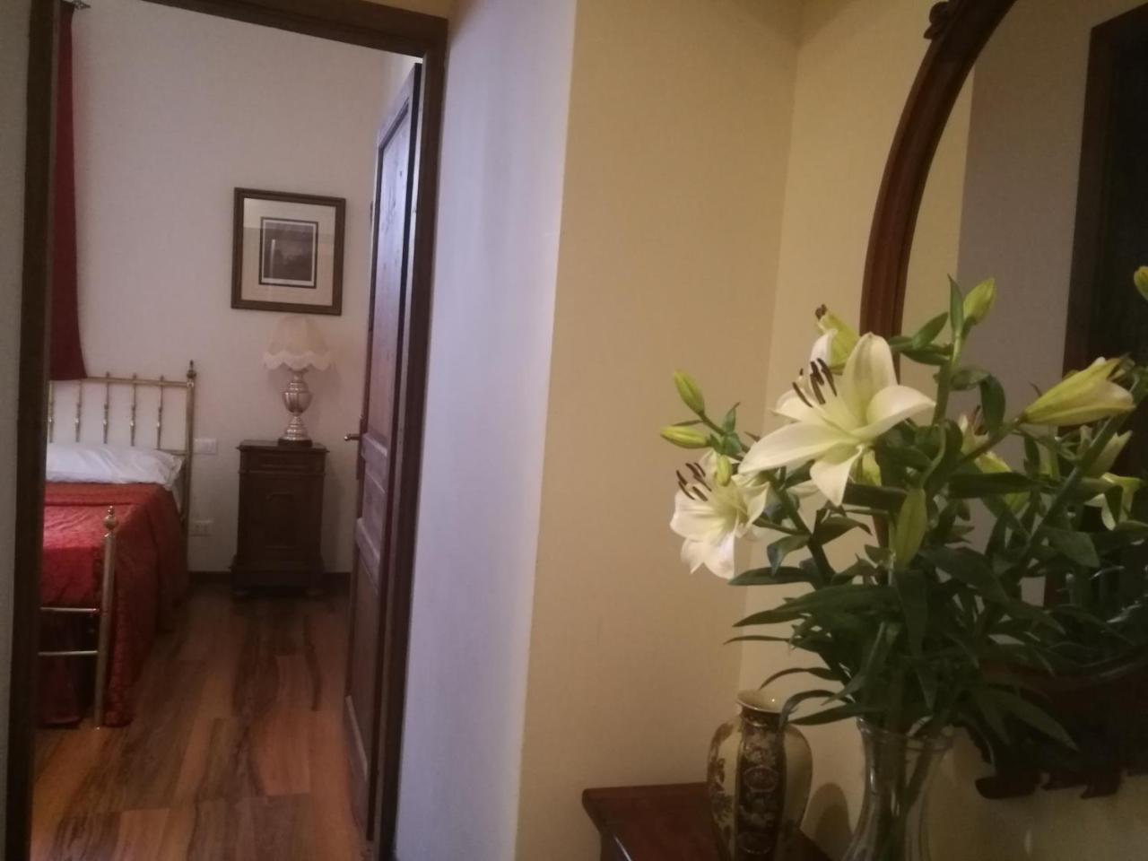 Legacy Bed & Breakfast Sulmona Bagian luar foto