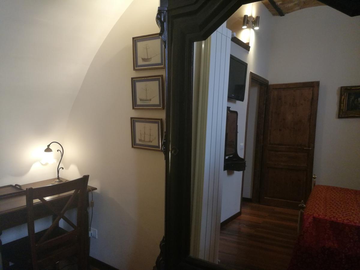 Legacy Bed & Breakfast Sulmona Bagian luar foto